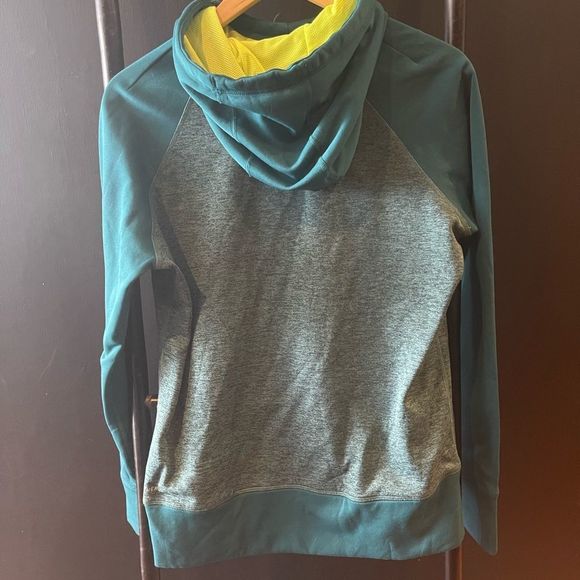 Nike Pull Over Hoodie - Picture 2 of 3